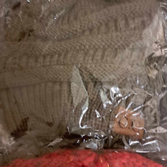 𝅺C.c Knitted Confetti Beanies Brand New - Picture 4 of 15